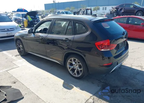 2015 BMW X1 Sdrive28I из США, поврежденный, VIN WBAVM1C5XFVZ93989
